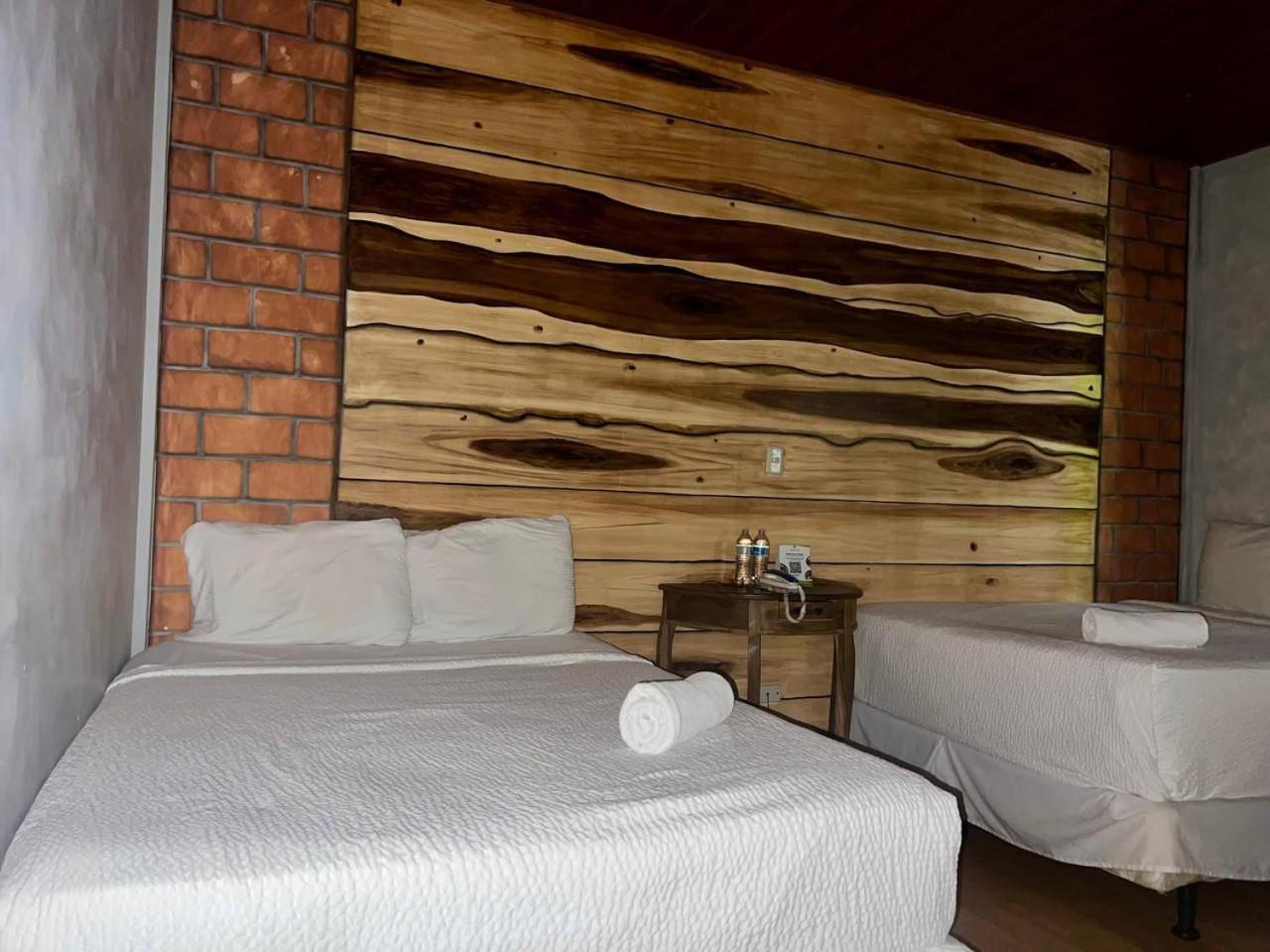 Argueta Hotel San Luis Екстериор снимка