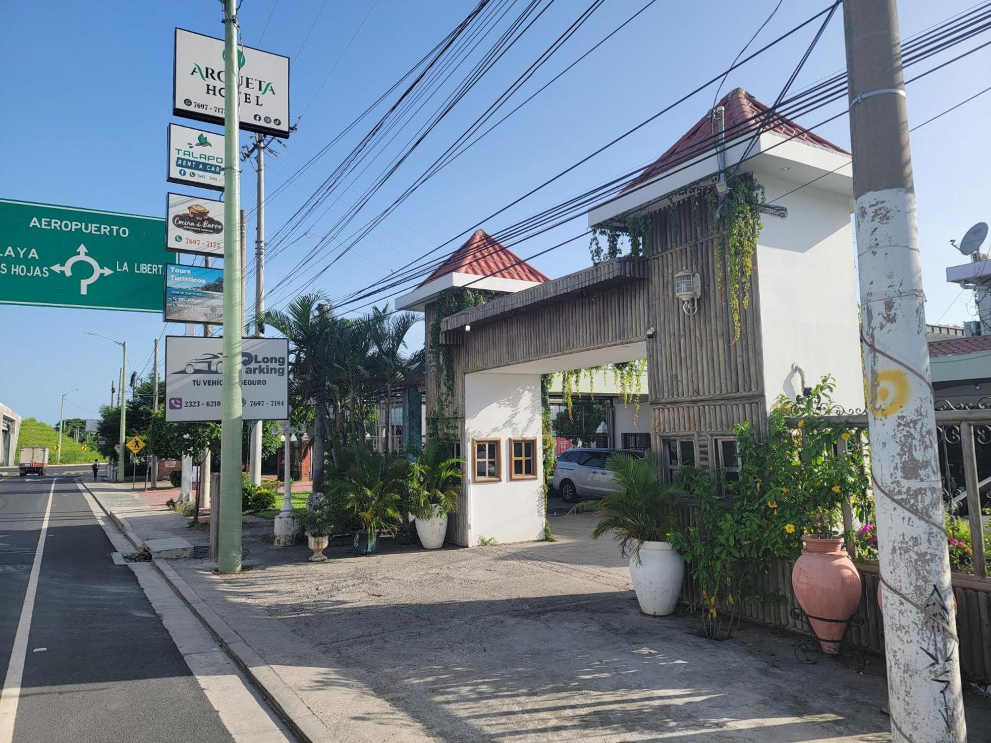 Argueta Hotel San Luis Екстериор снимка